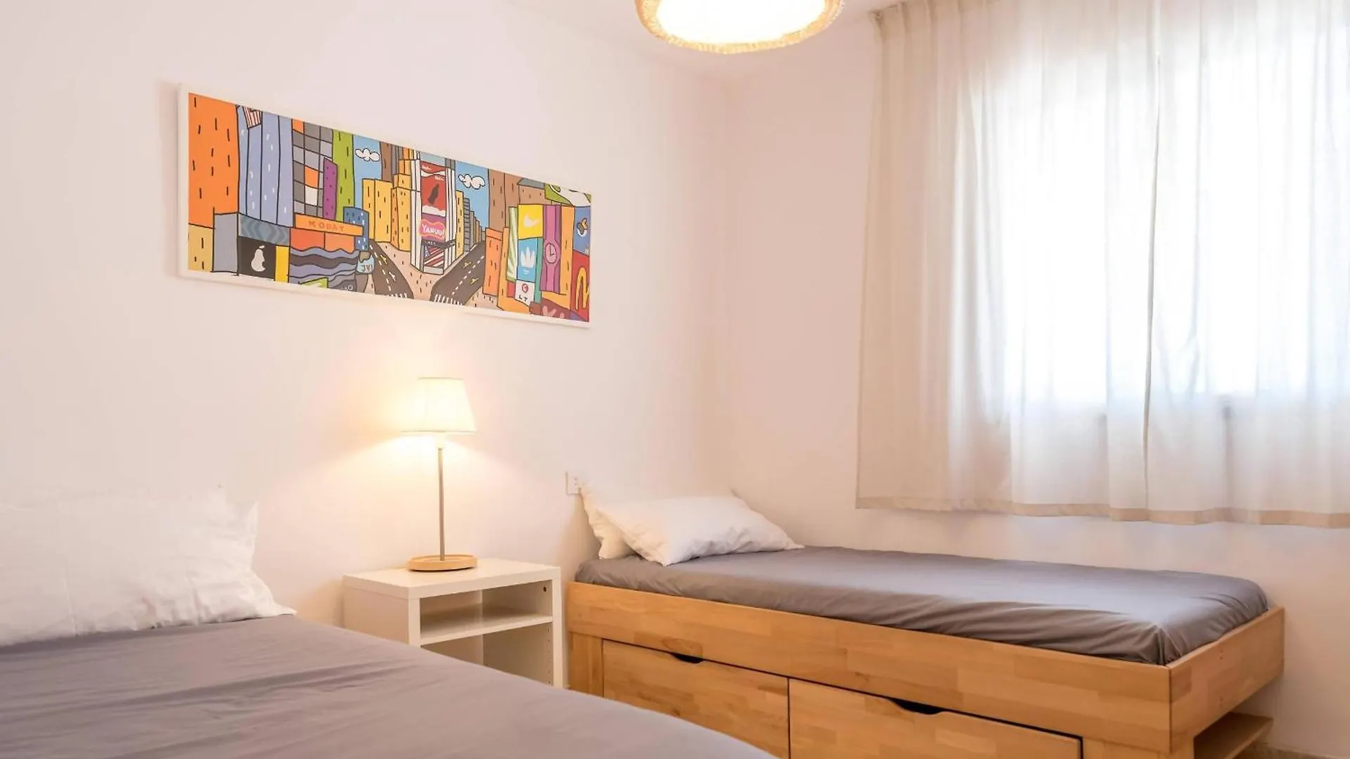 Torremolinos Yellow Fabuloso Andra Apartment